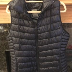 Medium Weight Outdoor Vest